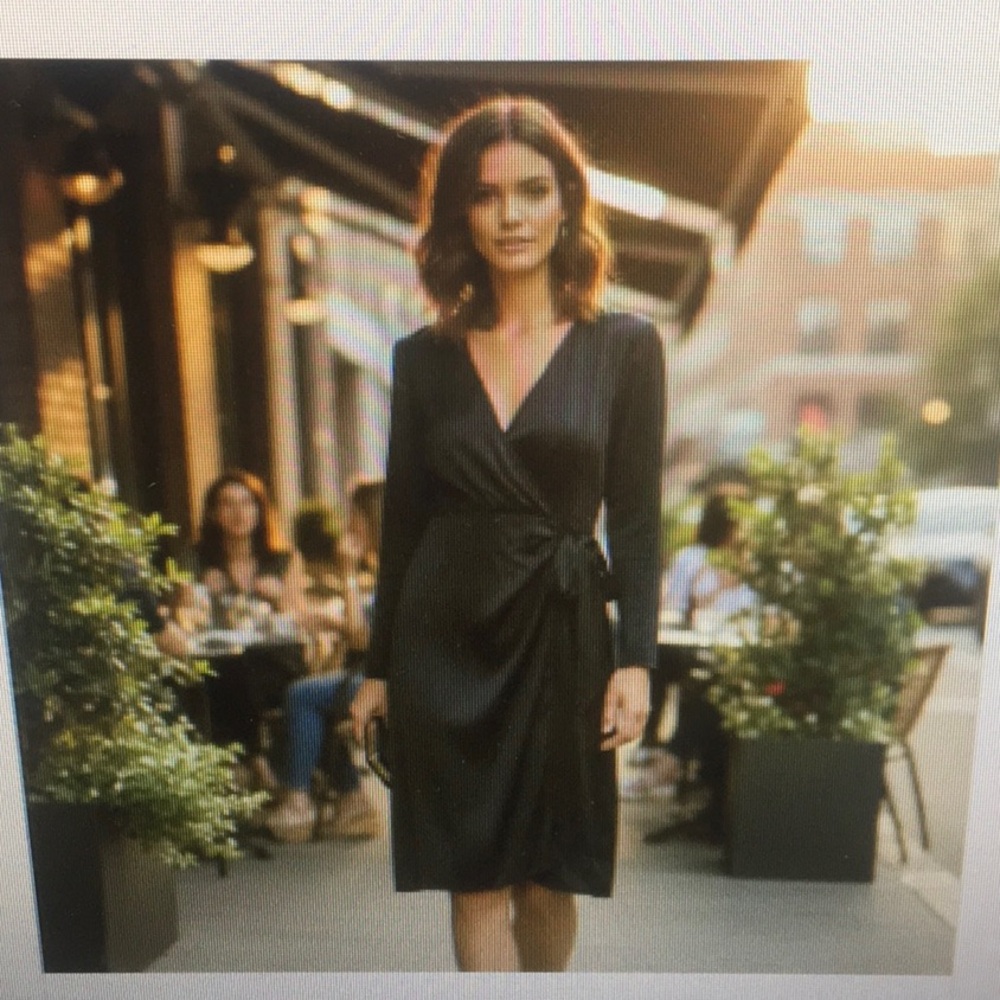 H&M/ BLACK-V-NECK, SIDE WRAP MIDI DRESS